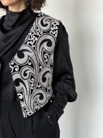 جلیقه طلا - تصویر 2