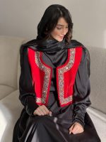 سخمه قرمز حاشیه دور سنگ